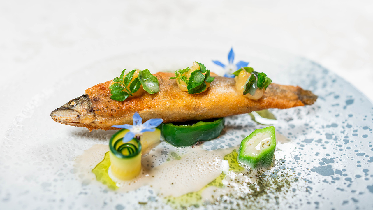 福岡のフレンチレストラン｜宮崎産 鮎のコンフィ パート包み焼き（シェ・ヒグチ）